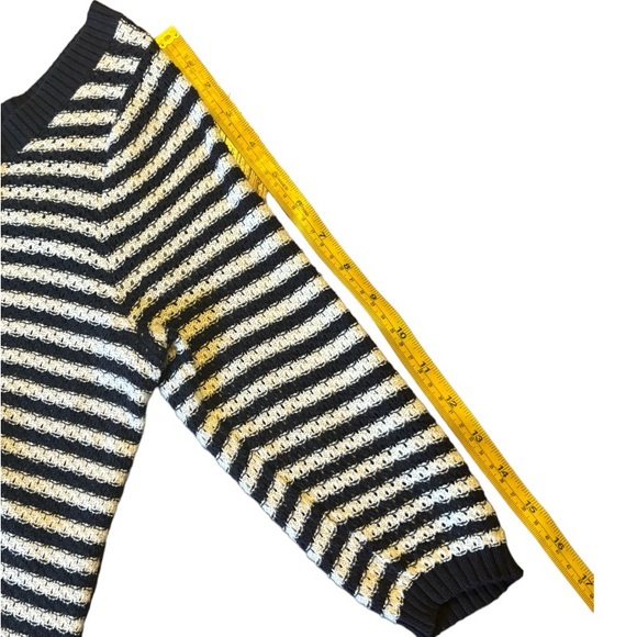 Quicksilver 3/4 Sleeve Stripes Sweater - Picture 5 of 10